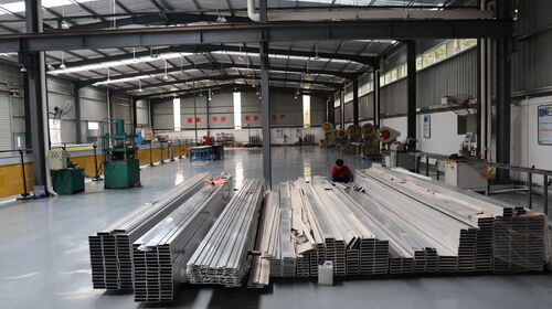 latest company news about Regarding the installation of dense bus ducts