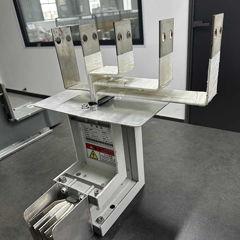 Plug In Box Sandwich Type Busbar For Dense Insulation Type Bus Duct