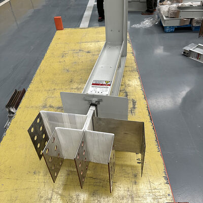 Καλή τιμή Αλουμινένιο κέλυφος από κράμα χαλκού αγωγός ισχύος Busway Plug In IP54 Αερόψυκτος αγωγός διανομής ρεύματος 160A-5000A σε απευθείας σύνδεση